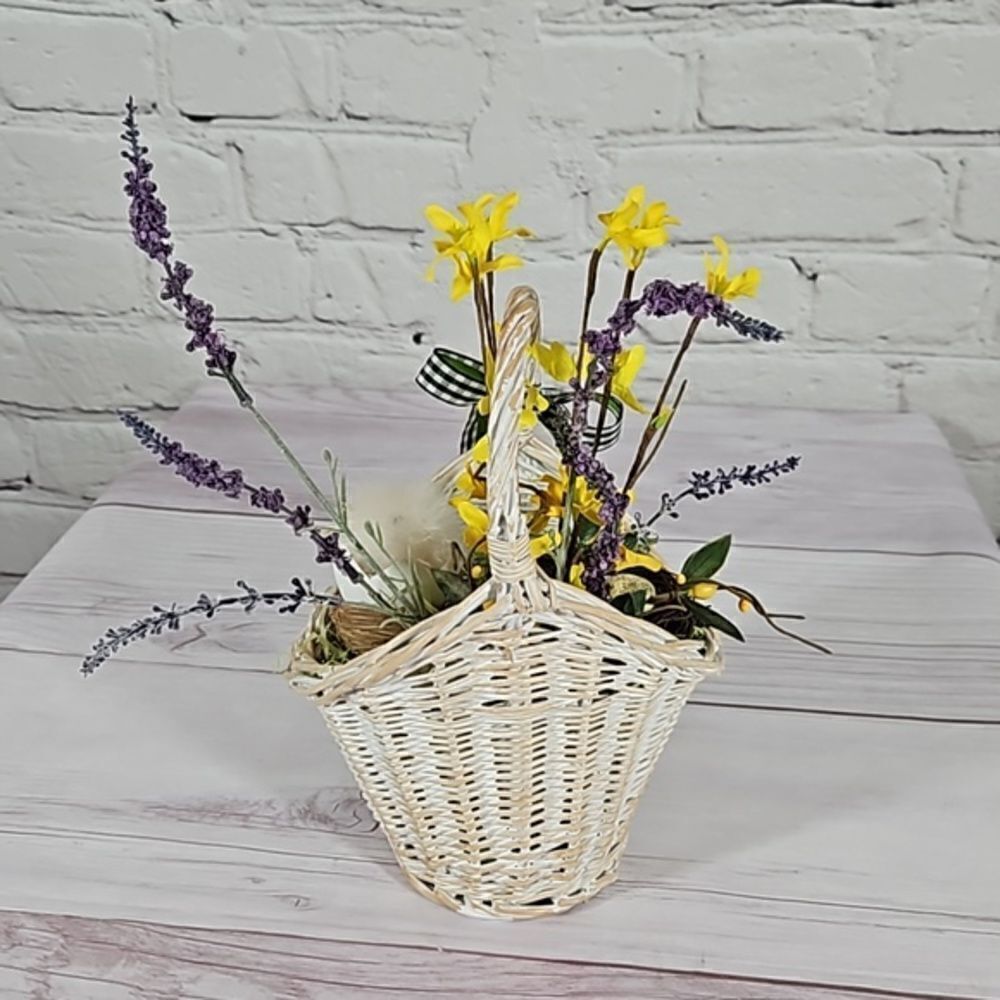 Springtime Tabletop Decor - Picture 5 of 6